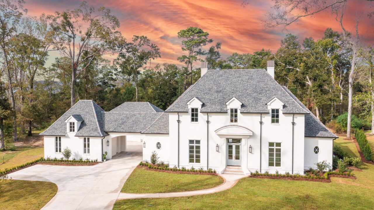 PONTCHARTRAIN OAKS J Hand Homes